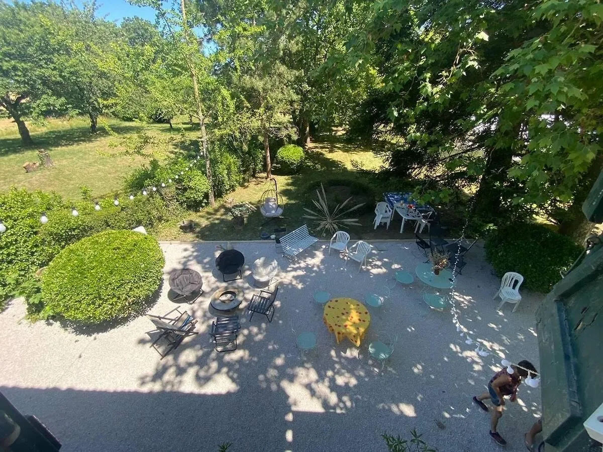 Razengues Domaine En Belardヴィラ